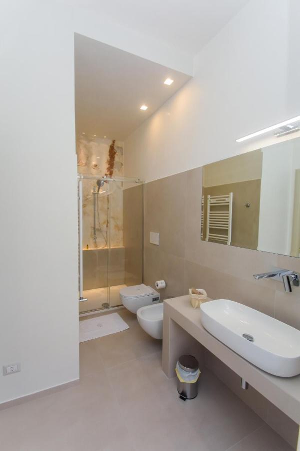 Bebio Rooms Trani Exterior photo